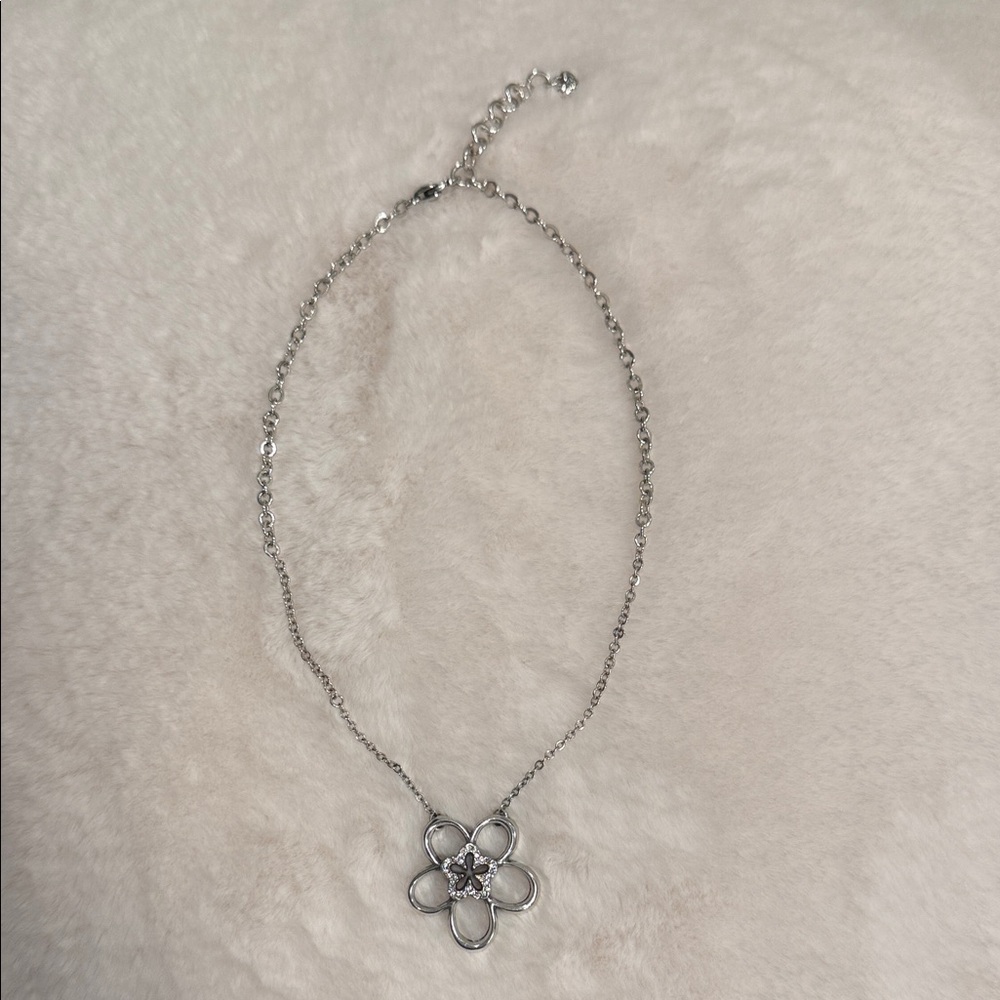 Silver Floral Pendant Necklace - Women Jewelry